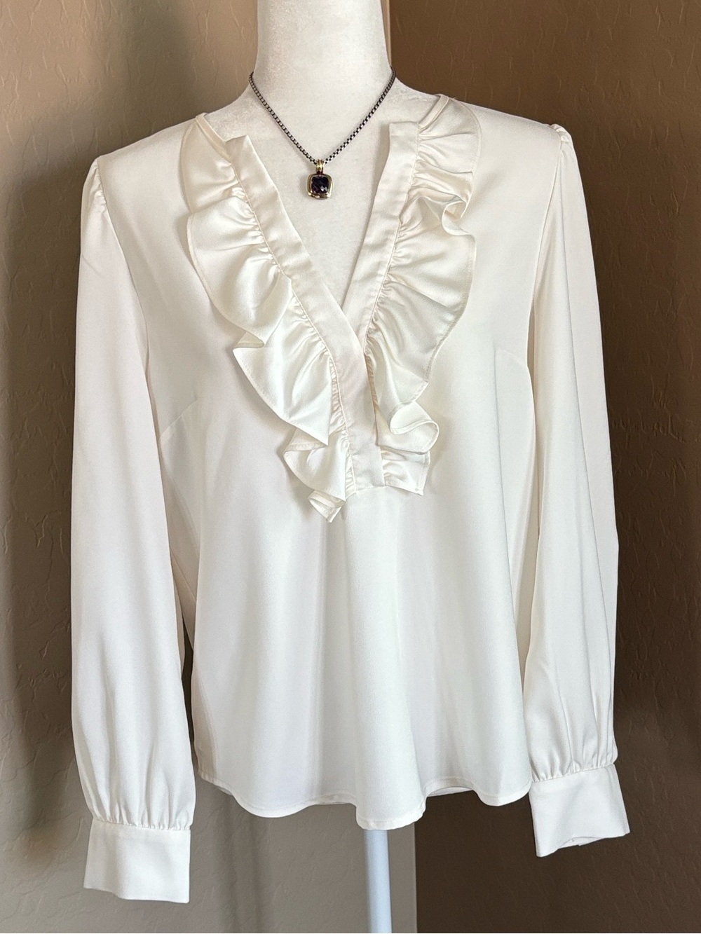 J. CREW ☀️ V-neck Ruffle Blouse - Picture 12 of 12